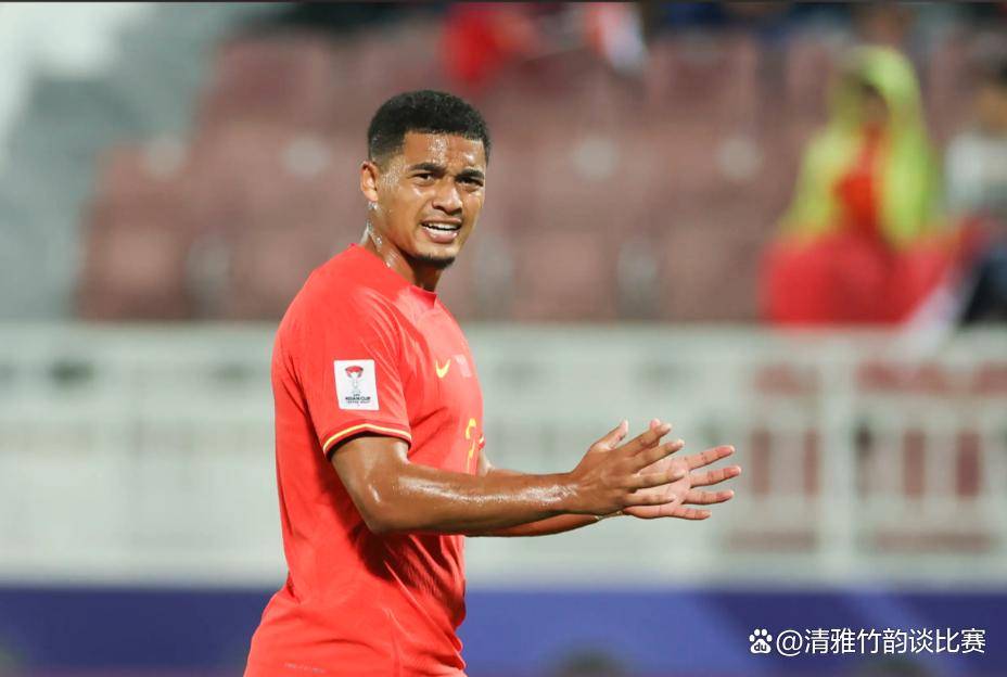 中超关键时刻走向成谜，瓦伦西亚门线救险，压力陡增，资深球员宣示担当的简单介绍